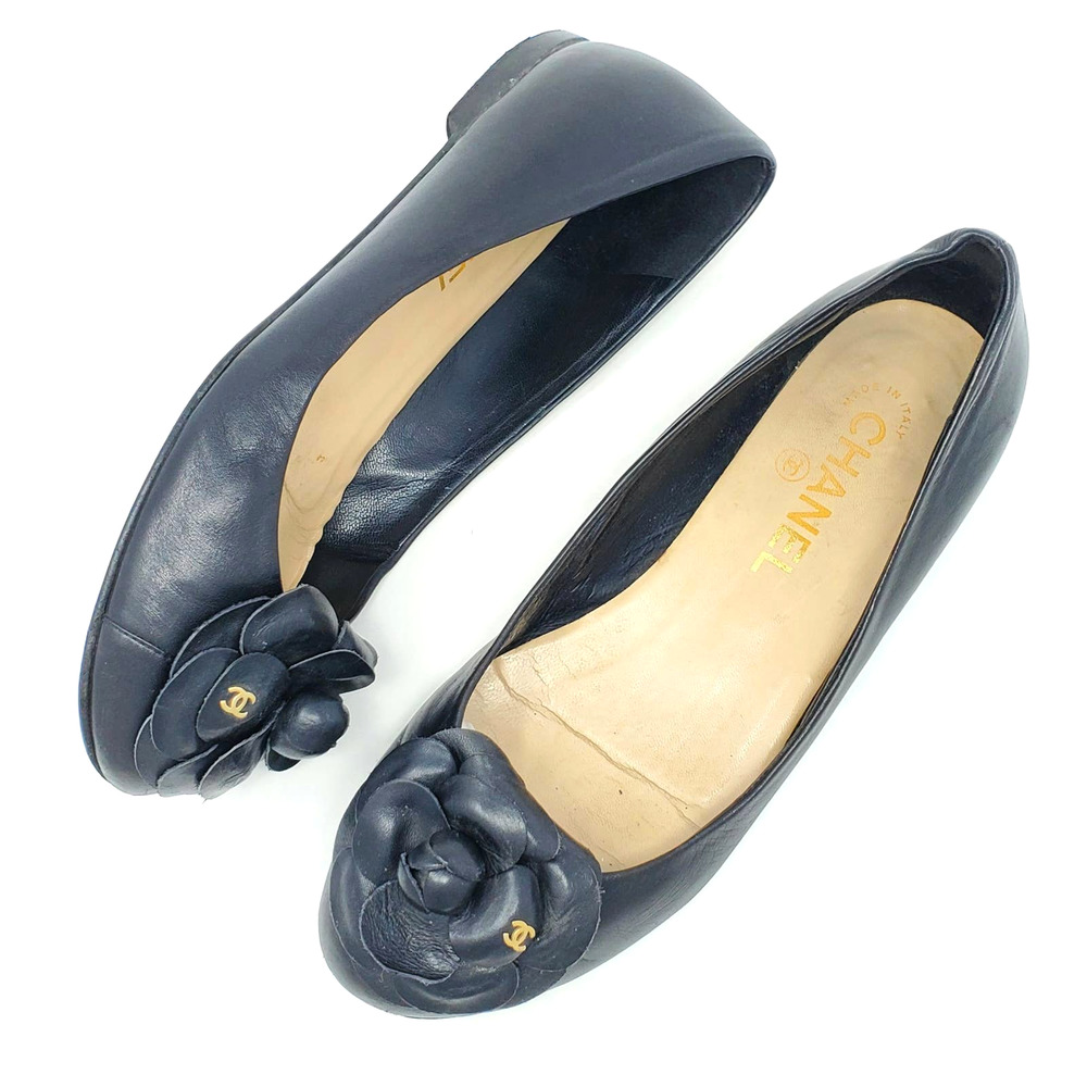 Chanel CC Logo Ballet Flats Camellia Flower 3D Applique Black Leather EU 37.5